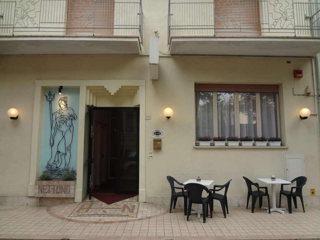 Hotel Nettuno Porto San Giorgio Exterior foto